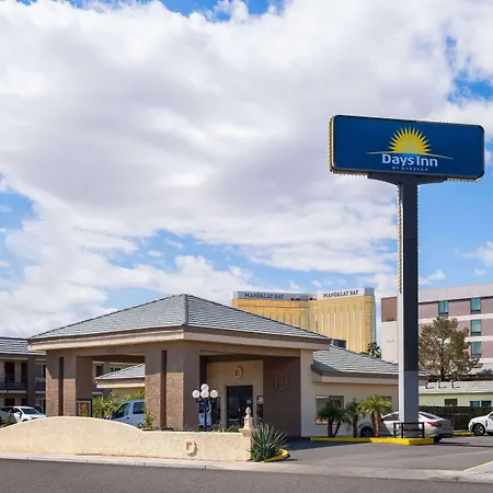 Days Inn By Wyndham Las Vegas Airport Near The Strip-2